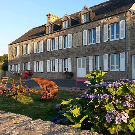 La Roche Du Marais Hotel Omonville-la-Petite Exterior photo