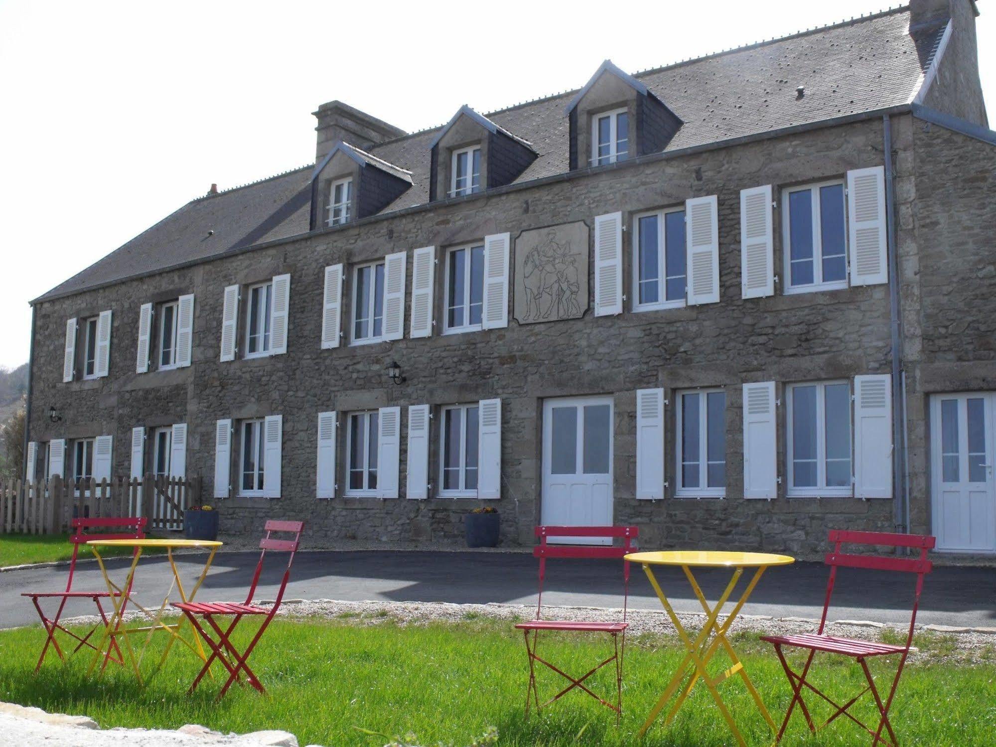 La Roche Du Marais Hotel Omonville-la-Petite Exterior photo