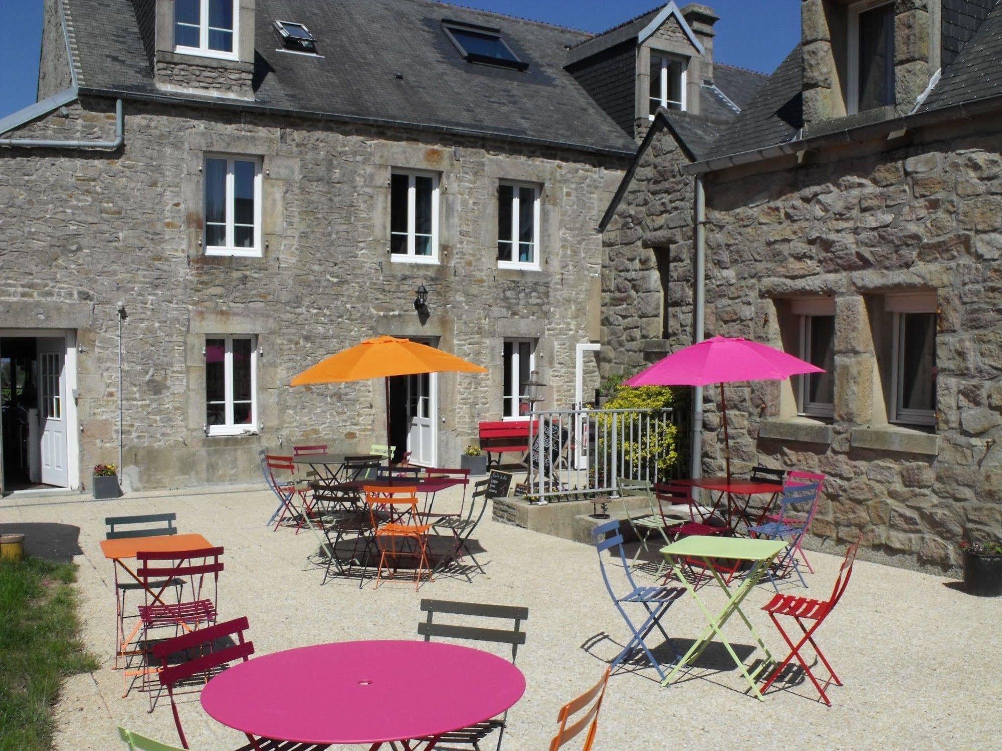 La Roche Du Marais Hotel Omonville-la-Petite Exterior photo